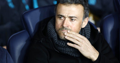 Главный тренер "Барселоны" объявил об уходе из клуба