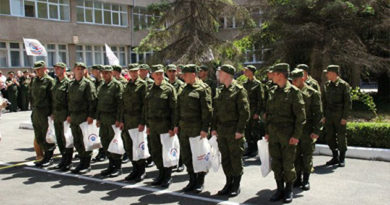 Порядка двух десятков призывников из Крыма отправят этой весной на материк