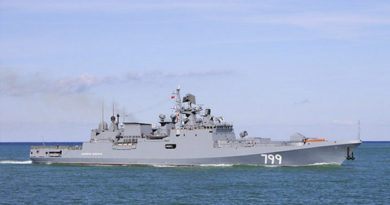 fregat-chernomorskogo-flota-admiral-makarov-zashel-v-port-kipra